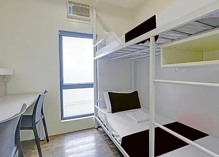 Spot On Classy Bunkbeds Near Makati Formerly Mytown Madrid 마닐라
