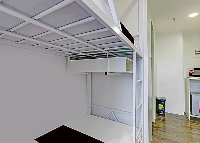 Spot On Classy Bunkbeds Near Makati Formerly Mytown Madrid 3*
