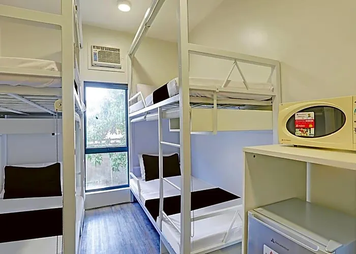 Spot On Classy Bunkbeds Near Makati Formerly Mytown Madrid 3* 마닐라