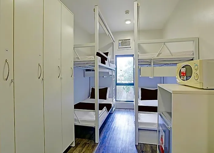 Spot On Classy Bunkbeds Near Makati Formerly Mytown Madrid Hotel Manille
